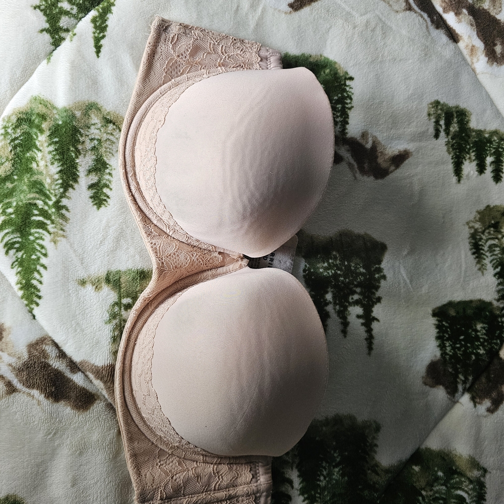 torrid 44D Bra Blush Lace-Trim Molded Strapless